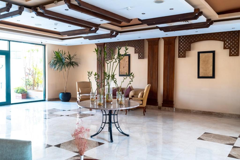 Swiss Inn Plaza Hotel 6th of October City Bagian luar foto